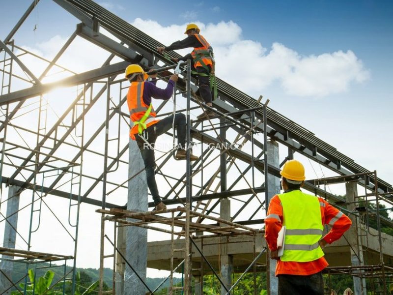 renovasi jasa pasang atap baja ringan 5-min